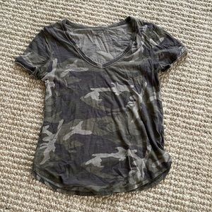 Abercrombie Camo T-shirt